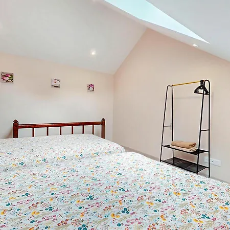 Holiday home Amazing In With Wifi Haybes